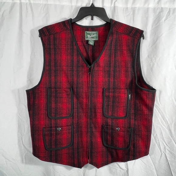 Woolrich Red Buffalo Plaid Wool Vest Men XL Zip Front Hunting Outdoor Utility